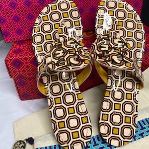 Tory Burch New in box Miller Sandal-Ballet Pink